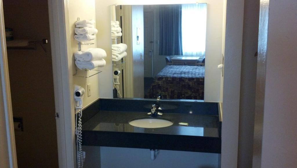 Heritage House Motel プレスコット エクステリア 写真